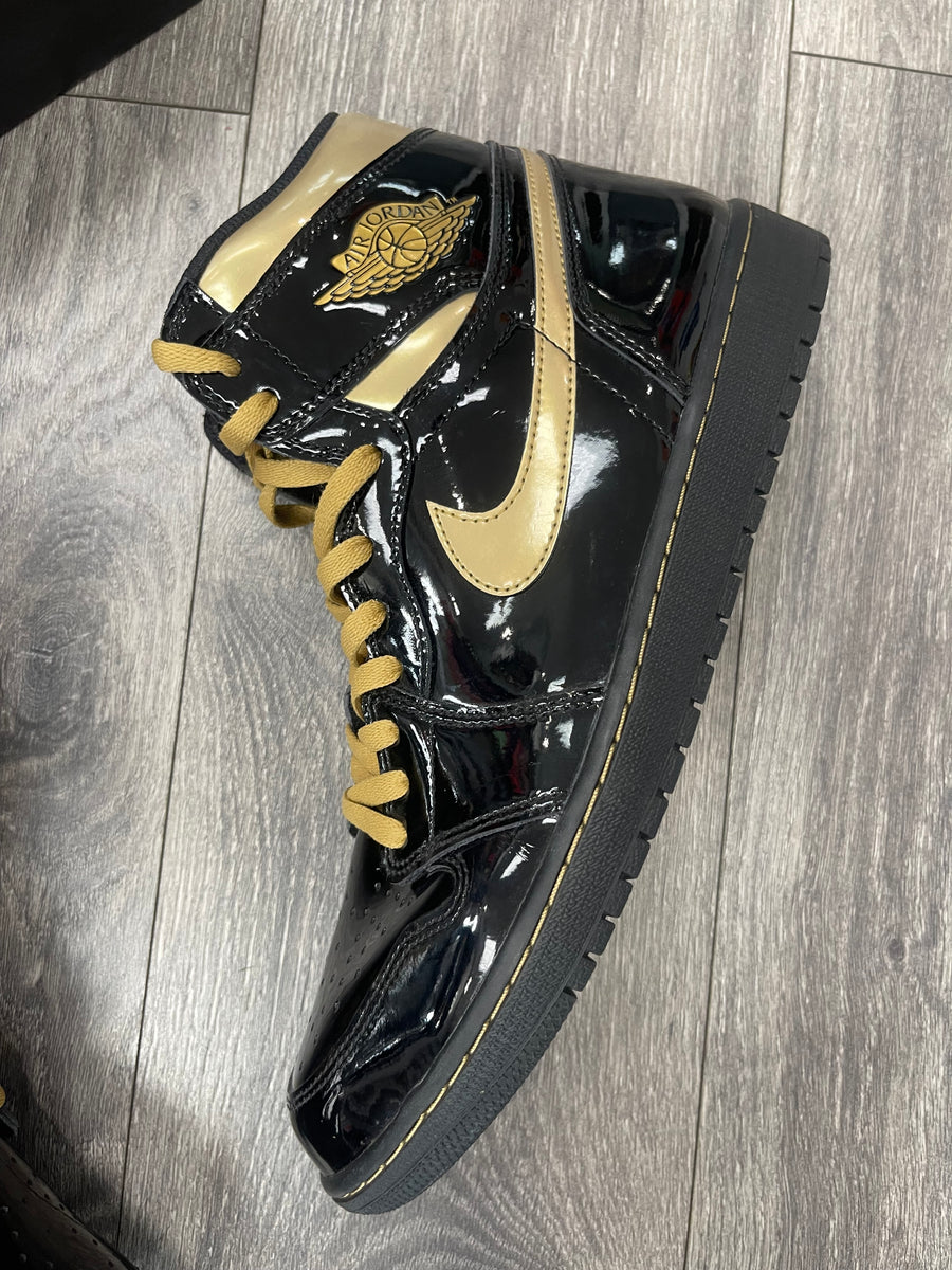 Pre-Owned Air Jordan 1 x 'Black Metallic Gold'