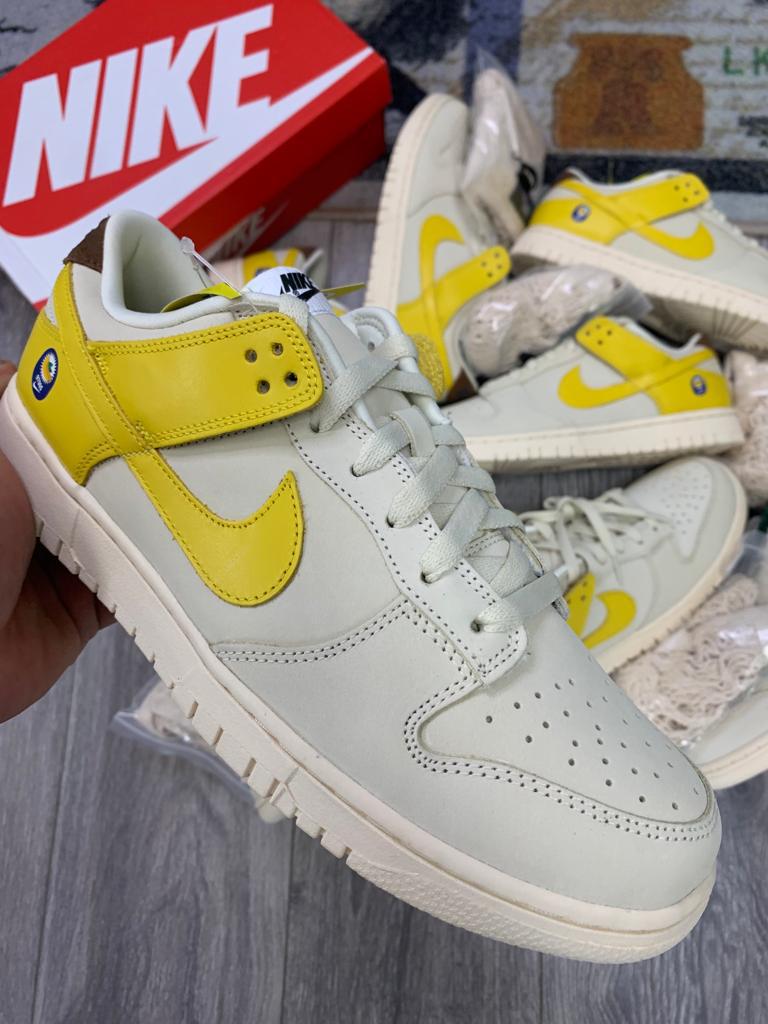 Women Nike Dunk Low LX Banana