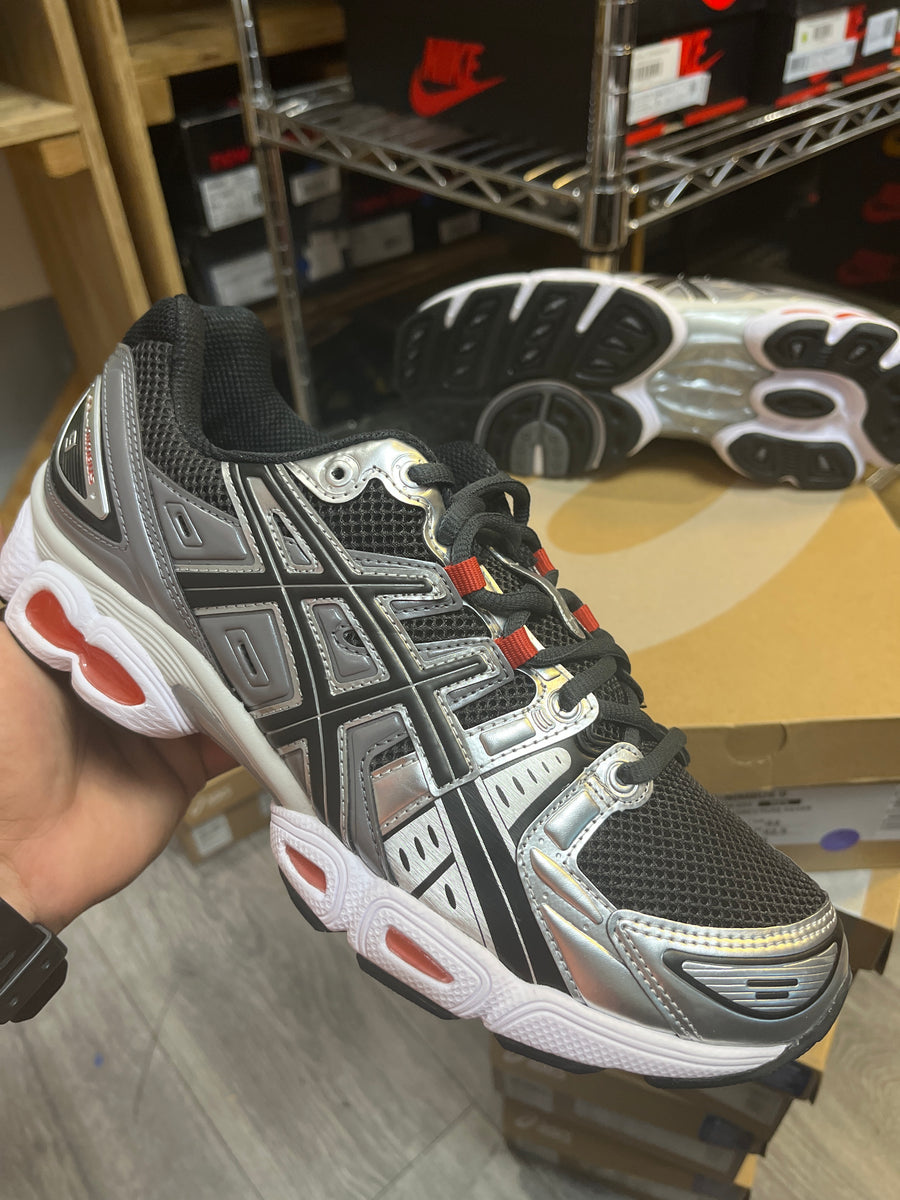 ASICS Gel-Nimbus 9 Graphite Grey Red