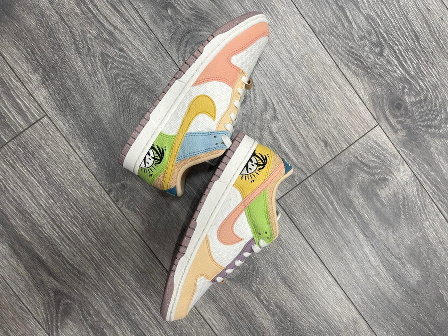 Nike Dunk Low SE Sun Club Women