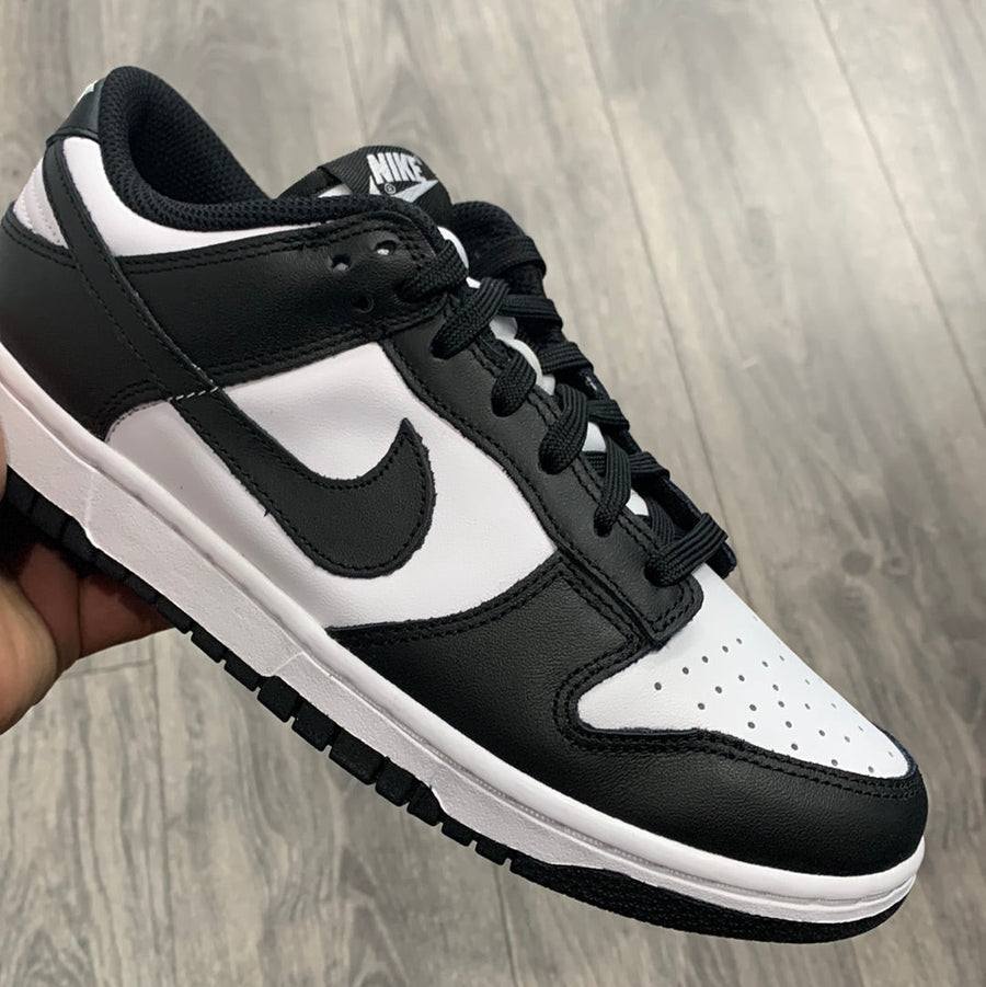 Nike Dunk Low x Panda (W)